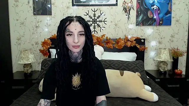 Velvetbat online show from November 13, 2025, 7:29 am