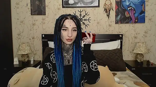 Velvetbat online show from February 6, 2026, 7:02 am