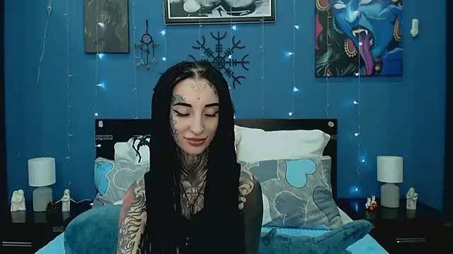Velvetbat online show from June 15, 2026, 7:10 am