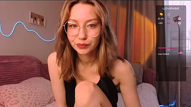 Snapshot of Lilo_Sims chatting on September 15, 2025, 2:55 am Lilo Sims online show from September 15, 2025, 2:55 am
