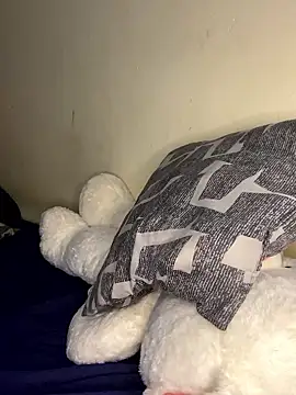 YummyMelanin117 online show from January 12, 2026, 10:37 pm