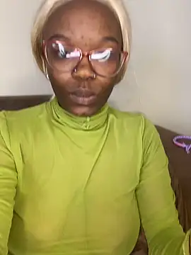 Snapshot of YummyMelanin117 chatting on February 26, 2026, 2:38 pm YummyMelanin117 online show from February 26, 2026, 2:38 pm