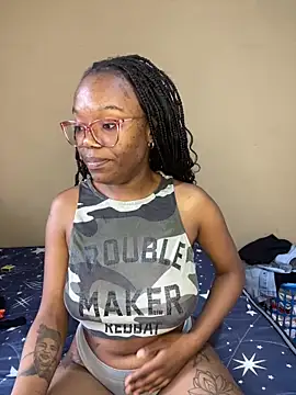 Snapshot of YummyMelanin117 chatting on March 16, 2026, 11:47 am YummyMelanin117 online show from March 16, 2026, 11:47 am