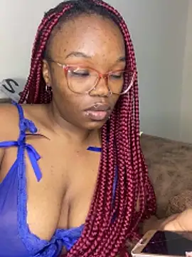 YummyMelanin117 online show from May 7, 2026, 6:02 pm