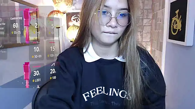 Snapshot of Fiorellaa_delsd chatting on October 21, 2025, 3:02 pm Fiorellaa delsd online show from October 21, 2025, 3:02 pm