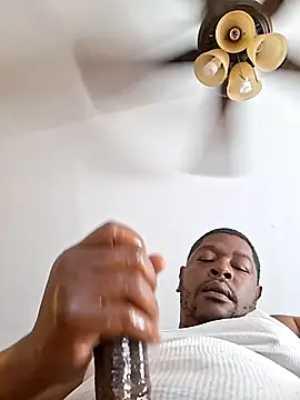 bigdick650 online show from April 24, 2026, 3:36 pm