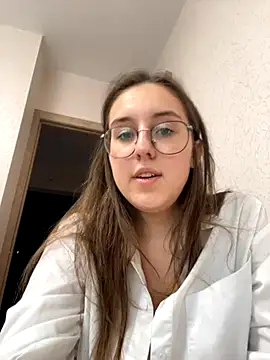 Snapshot of Vviikkssiikk chatting on September 26, 2025, 2:32 pm Vviikkssiikk online show from September 26, 2025, 2:32 pm