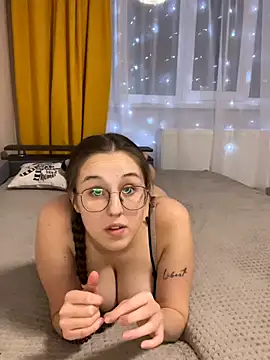 Vviikkssiikk online show from December 17, 2025, 7:31 pm