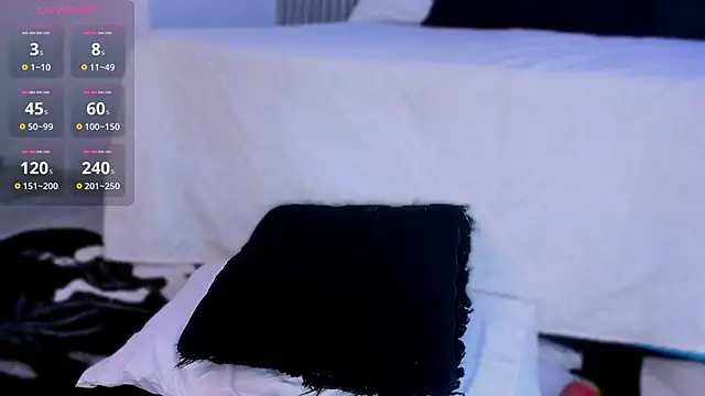 Violeth Foxx online show from September 10, 2025, 4:01 am