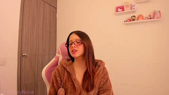 ImBunnyNova online show from July 8, 2026, 3:27 pm