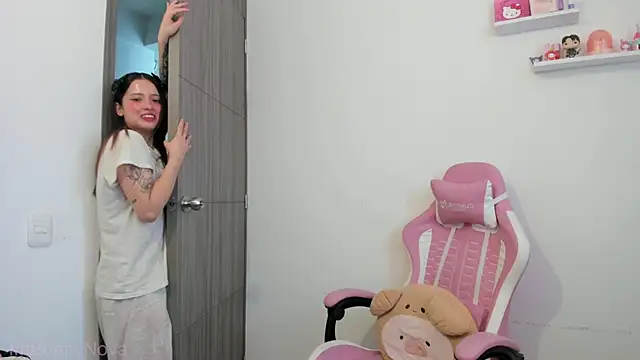ImBunnyNova online show from July 13, 2026, 2:20 pm