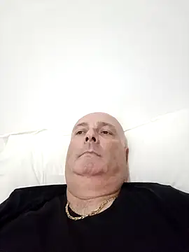Snapshot of Alexis_Bull chatting on September 22, 2025, 11:01 am Alexis Bull online show from September 22, 2025, 11:01 am