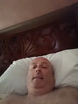Alexis Bull online show from June 9, 2026, 2:17 pm