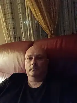 Alexis Bull online show from June 16, 2026, 10:34 pm