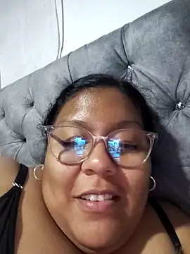 Snapshot of sheila_ro chatting on April 1, 2026, 11:57 pm sheila ro online show from April 1, 2026, 11:57 pm