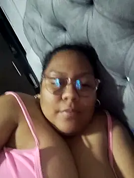 Snapshot of sheila_ro chatting on April 12, 2026, 4:28 am sheila ro online show from April 12, 2026, 4:28 am