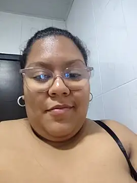 Snapshot of sheila_ro chatting on April 20, 2026, 3:37 pm sheila ro online show from April 20, 2026, 3:37 pm