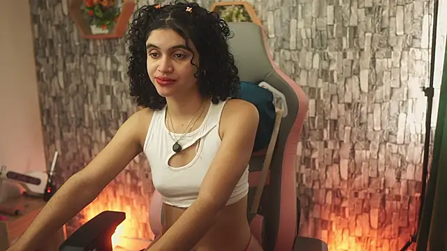 bonniie 98  online show from May 19, 2026, 8:26 pm