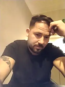 iunutmi online show from November 17, 2025, 6:24 pm