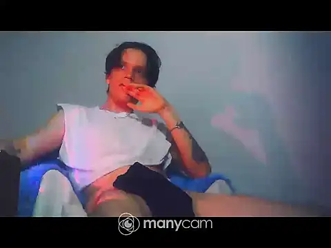 Snapshot of santihot089 chatting on October 18, 2025, 3:09 am santihot089 online show from October 18, 2025, 3:09 am