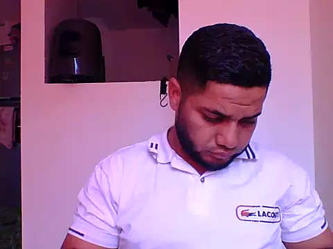 Snapshot of Alexanonimo chatting on October 30, 2025, 4:52 pm Alexanonimo online show from October 30, 2025, 4:52 pm