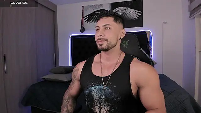 santi aesthetic online show from March 15, 2026, 1:22 am