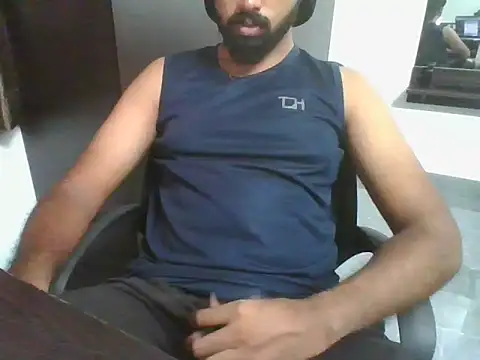 Snapshot of lovelyakash69 chatting on October 1, 2025, 3:45 am lovelyakash69 online show from October 1, 2025, 3:45 am