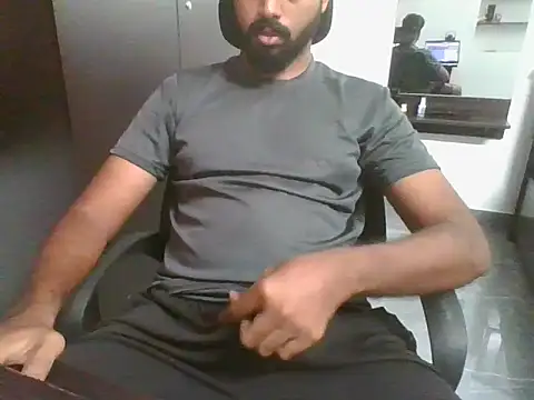 Snapshot of lovelyakash69 chatting on October 13, 2025, 4:23 am lovelyakash69 online show from October 13, 2025, 4:23 am