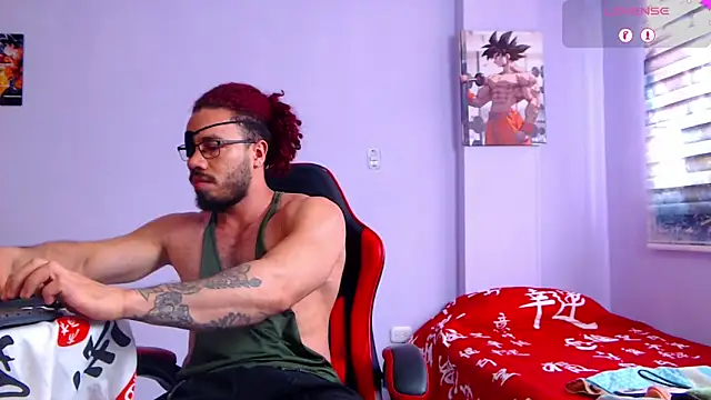 Snapshot of pirata_fitness chatting on October 15, 2025, 12:49 pm pirata fitness online show from October 15, 2025, 12:49 pm