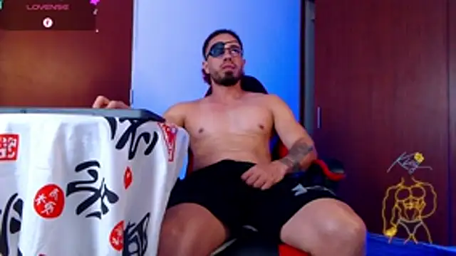 Snapshot of pirata_fitness chatting on March 14, 2026, 10:42 am pirata fitness online show from March 14, 2026, 10:42 am