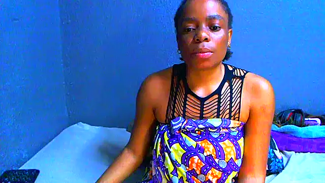 SMALLBOOBSXX online show from June 11, 2026, 5:33 pm