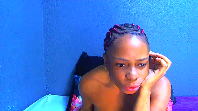 SMALLBOOBSXX online show from June 29, 2026, 5:03 am