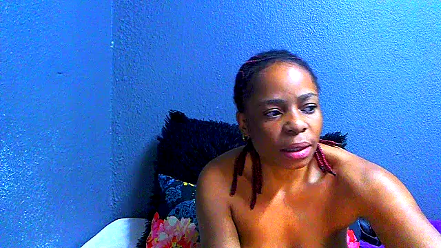 SMALLBOOBSXX online show from July 22, 2026, 5:32 am