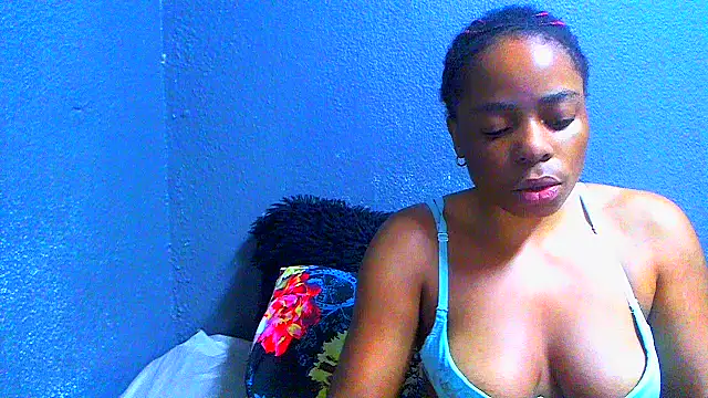 SMALLBOOBSXX online show from July 29, 2026, 5:38 am