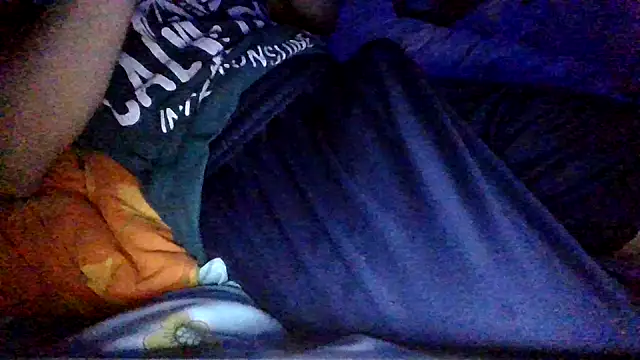 Snapshot of tipetto06 chatting on September 15, 2025, 8:42 pm tipetto06 online show from September 15, 2025, 8:42 pm