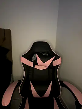 Manu 2002  online show from September 16, 2025, 11:22 am