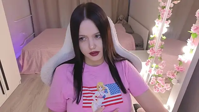 Betty  Davvis online show from January 8, 2026, 1:13 pm