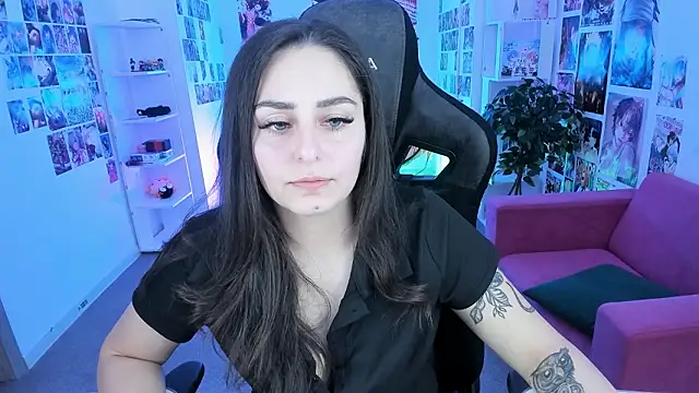 Snapshot of ValeriiMills chatting on March 4, 2026, 2:45 pm ValeriiMills online show from March 4, 2026, 2:45 pm