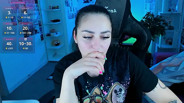 Snapshot of ValeriiMills chatting on March 26, 2026, 10:04 pm ValeriiMills online show from March 26, 2026, 10:04 pm