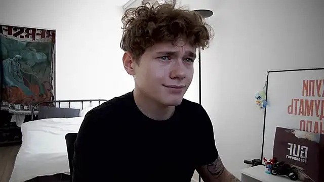 Snapshot of DanyDavis chatting on September 17, 2025, 8:38 am DanyDavis online show from September 17, 2025, 8:38 am