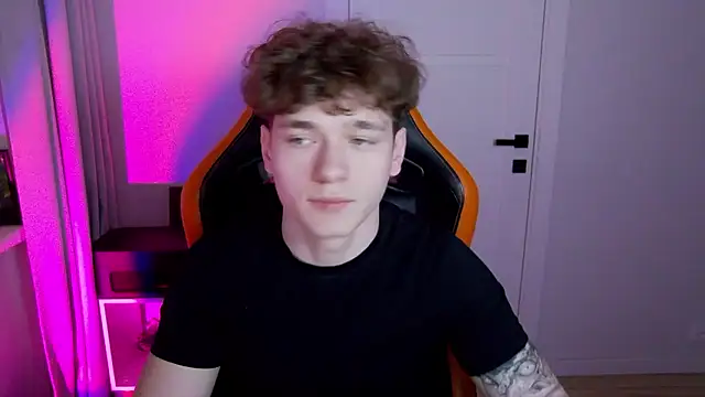 Snapshot of DanyDavis chatting on January 11, 2026, 1:38 pm DanyDavis online show from January 11, 2026, 1:38 pm