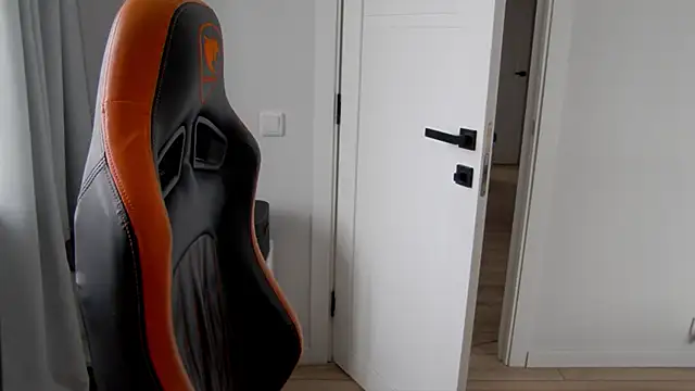 Snapshot of DanyDavis chatting on March 3, 2026, 11:05 am DanyDavis online show from March 3, 2026, 11:05 am