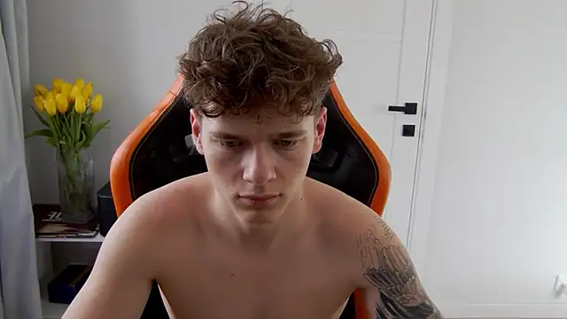 Snapshot of DanyDavis chatting on March 12, 2026, 7:03 am DanyDavis online show from March 12, 2026, 7:03 am