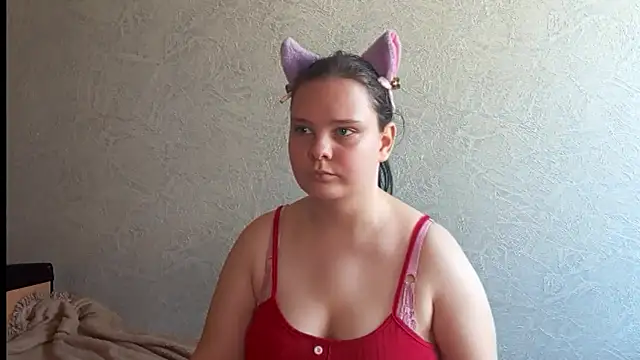SweetPiggyx online show from May 9, 2026, 1:38 pm