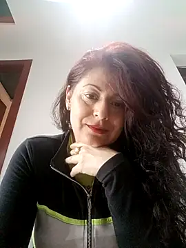 Snapshot of lunadicty chatting on September 26, 2025, 11:31 pm lunadicty online show from September 26, 2025, 11:31 pm