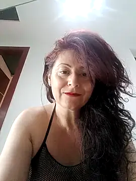 Snapshot of lunadicty chatting on October 1, 2025, 12:05 am lunadicty online show from October 1, 2025, 12:05 am