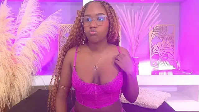 RachelStonne online show from November 27, 2025, 12:51 pm