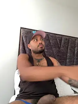 PapiStan online show from November 15, 2025, 2:46 pm