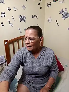 Snapshot of katrina_perez chatting on October 18, 2025, 10:10 pm katrina perez online show from October 18, 2025, 10:10 pm