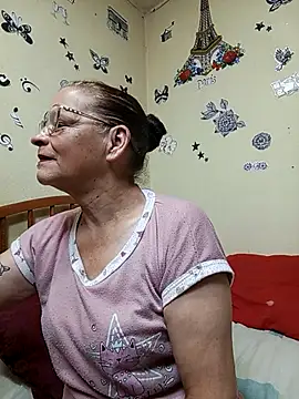 Snapshot of katrina_perez chatting on October 21, 2025, 6:03 am katrina perez online show from October 21, 2025, 6:03 am